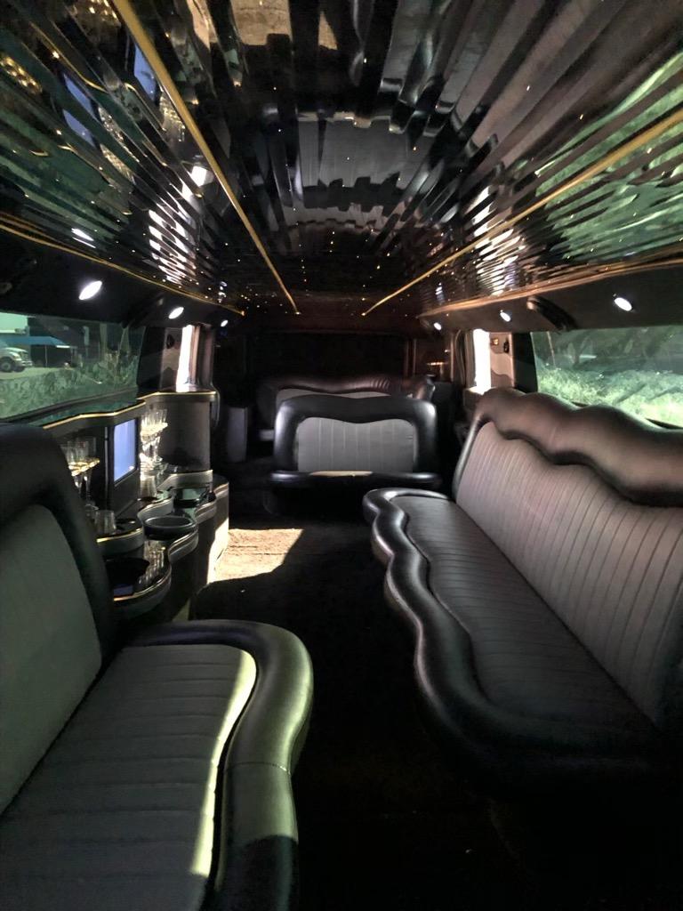 20 passenger hummer limo interior